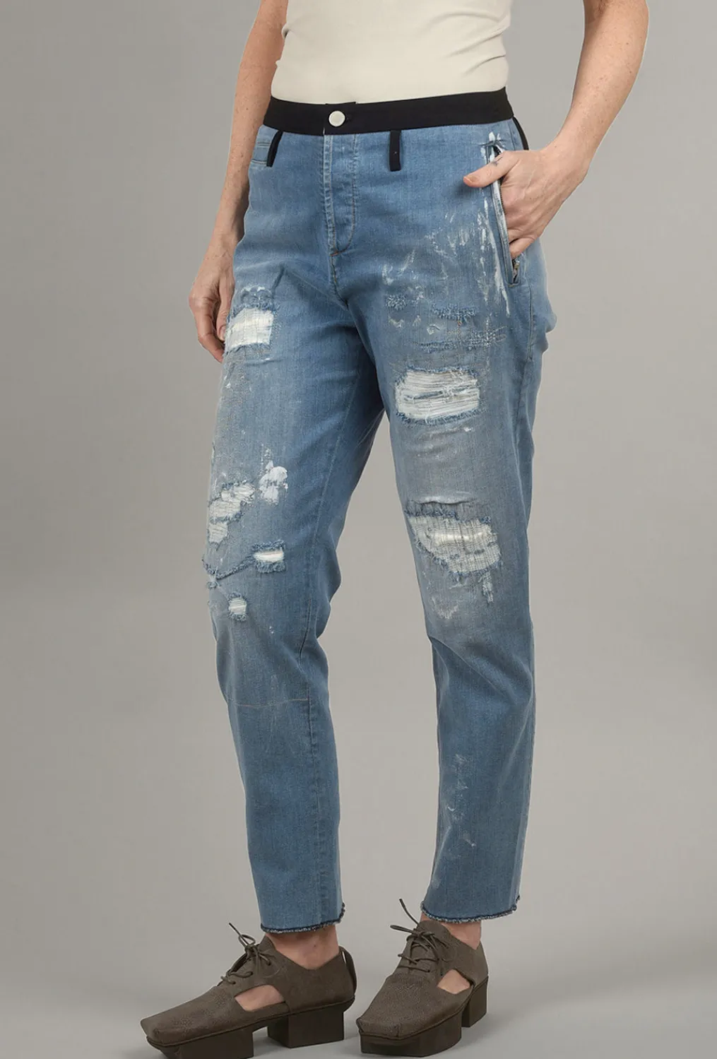 Store Evie Lou Distressed Slouch Jeans, Blue