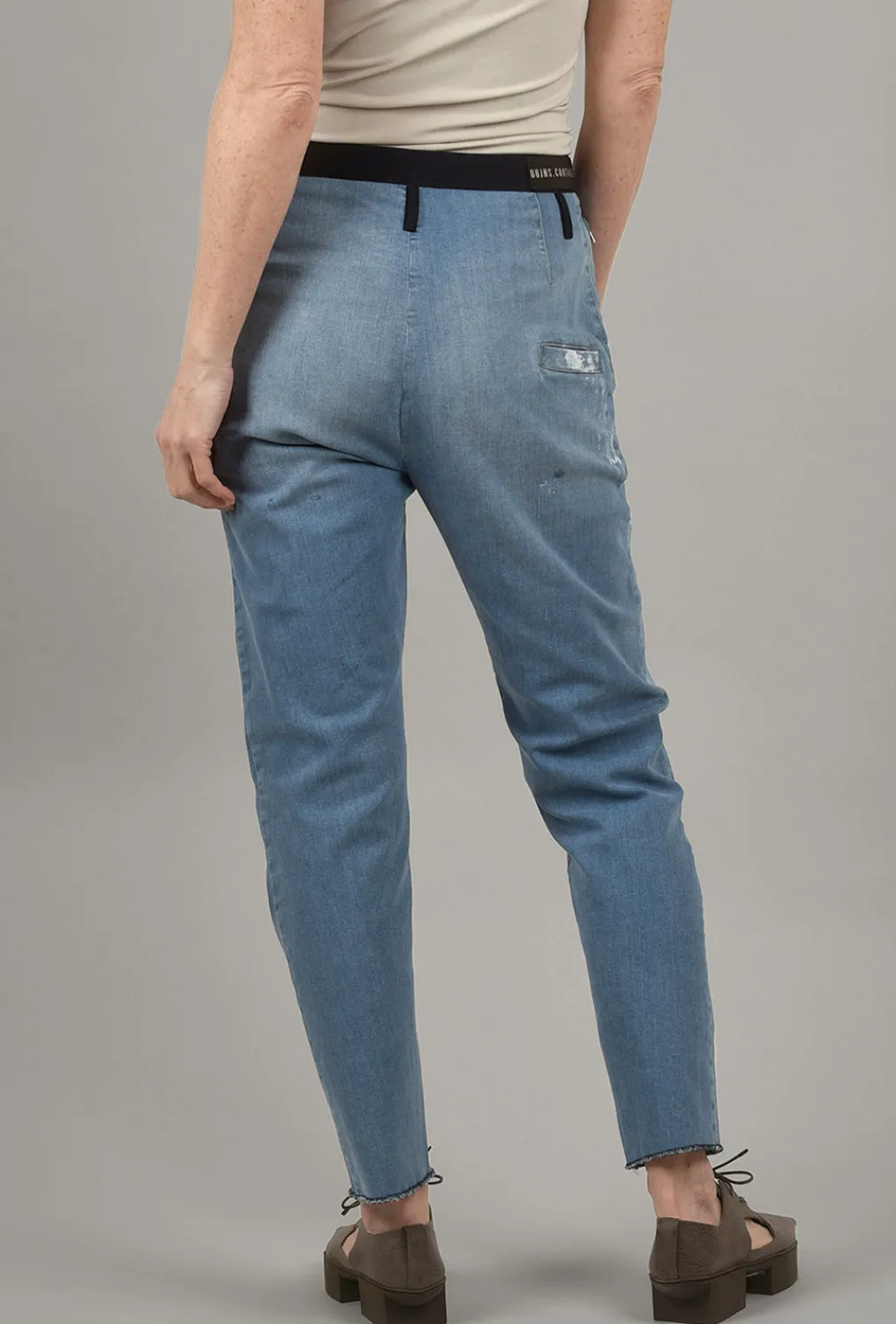 Store Evie Lou Distressed Slouch Jeans, Blue