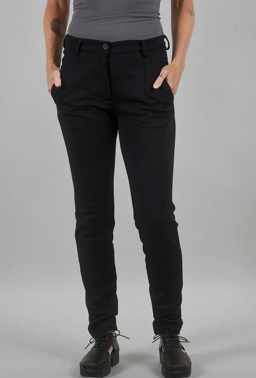 Store Evie Lou Stretch Ponte Slim Trouser, Black