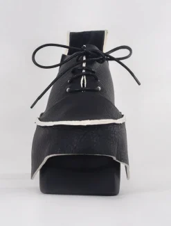Clearance Evie Lou Brim Happy, Black Tdy
