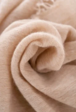 Store Evie Lou Cashmere Love Scarf, Warm Sand