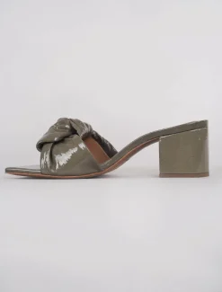 Cheap Evie Lou Cay Patent Sandal, Smoke