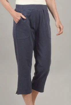 Best Evie Lou Cotton Slub Pocket Capri, Navy