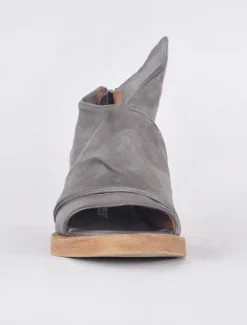 Discount Evie Lou Craig Sandal, Cenere Gray