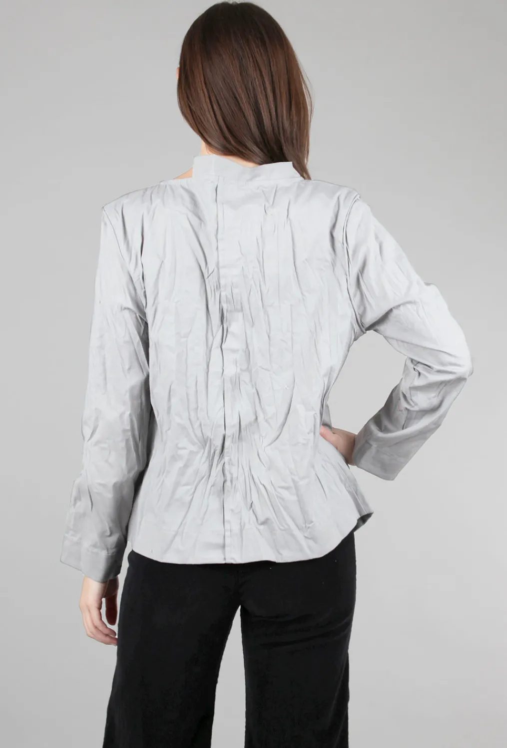 Discount Evie Lou Crinkle Tailored Top, Gray