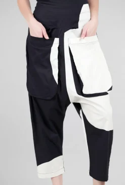 Best Sale Evie Lou Crisp Extended Rise Pant, Black/Off-White