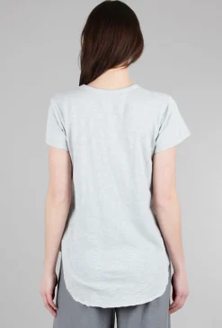 Outlet Evie Lou Curved Hem Vee Tee, Natural Gray
