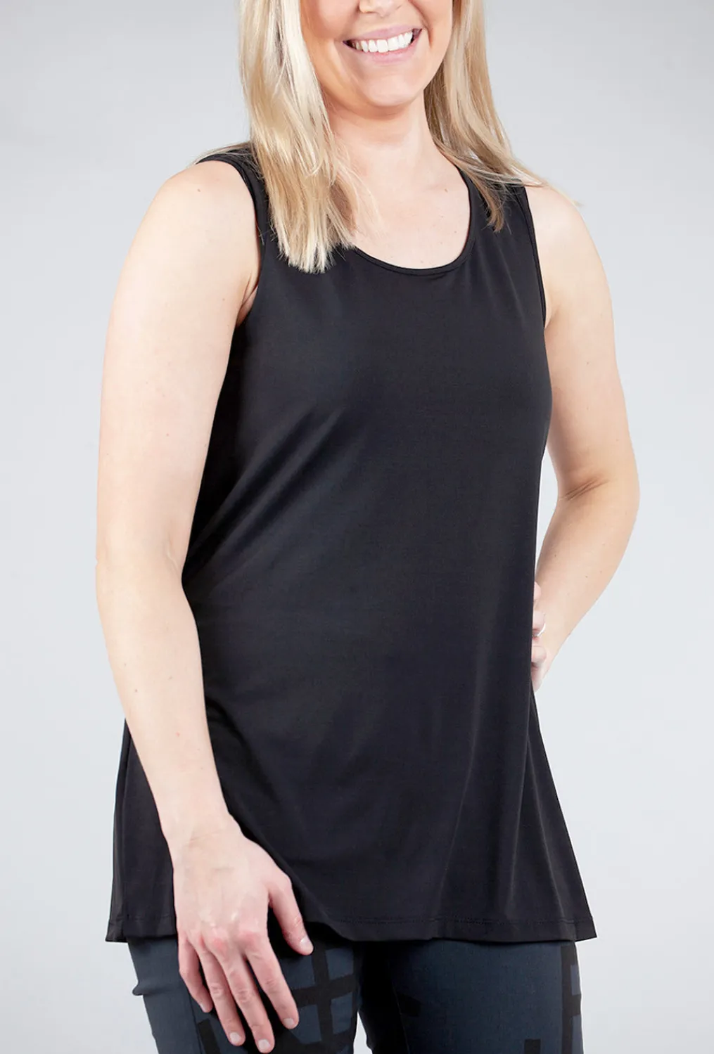Cheap Evie Lou Foundation Long Tank, Black
