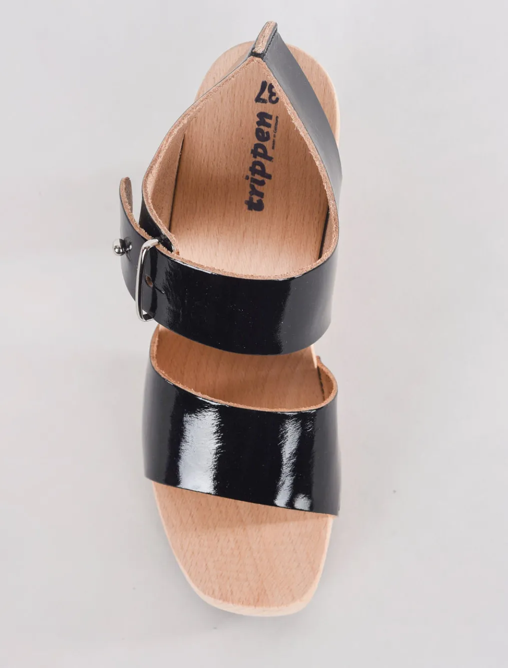 Cheap Evie Lou Hoppla Wood Sandal, Black Patent