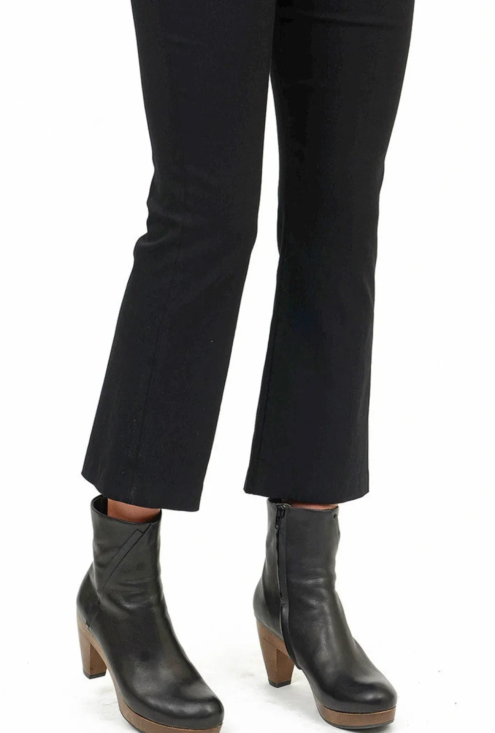 Cheap Evie Lou Miley Crop Pant, Black