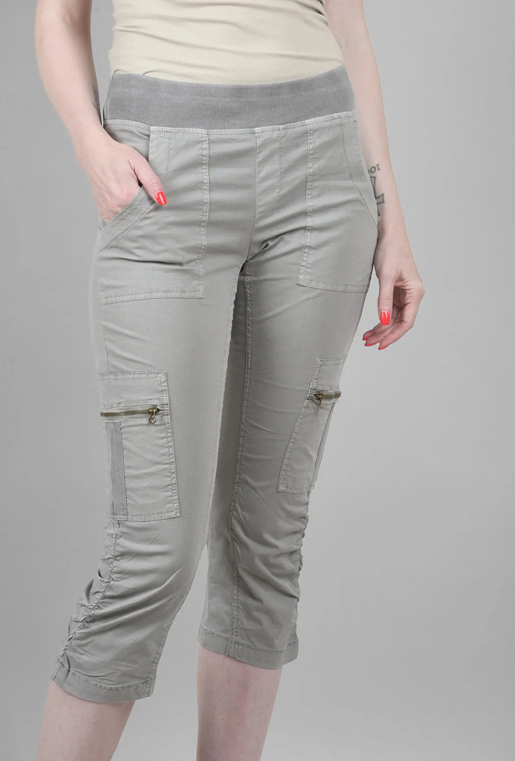 Hot Evie Lou Nadia Crop, Gray Mist