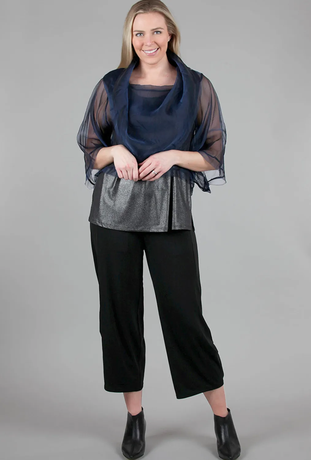 Best Sale Evie Lou Organza Jackie O Top, Midnight