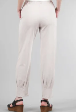 Best Sale Evie Lou Pinched Pleat Pant, Putty