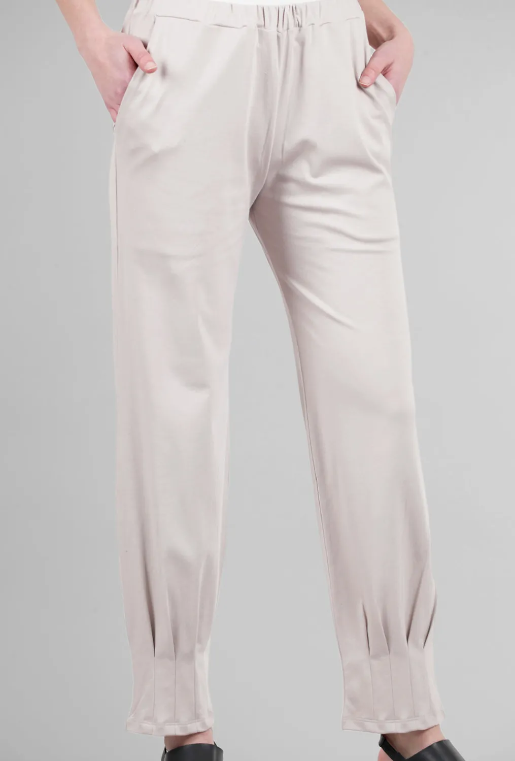 Best Sale Evie Lou Pinched Pleat Pant, Putty