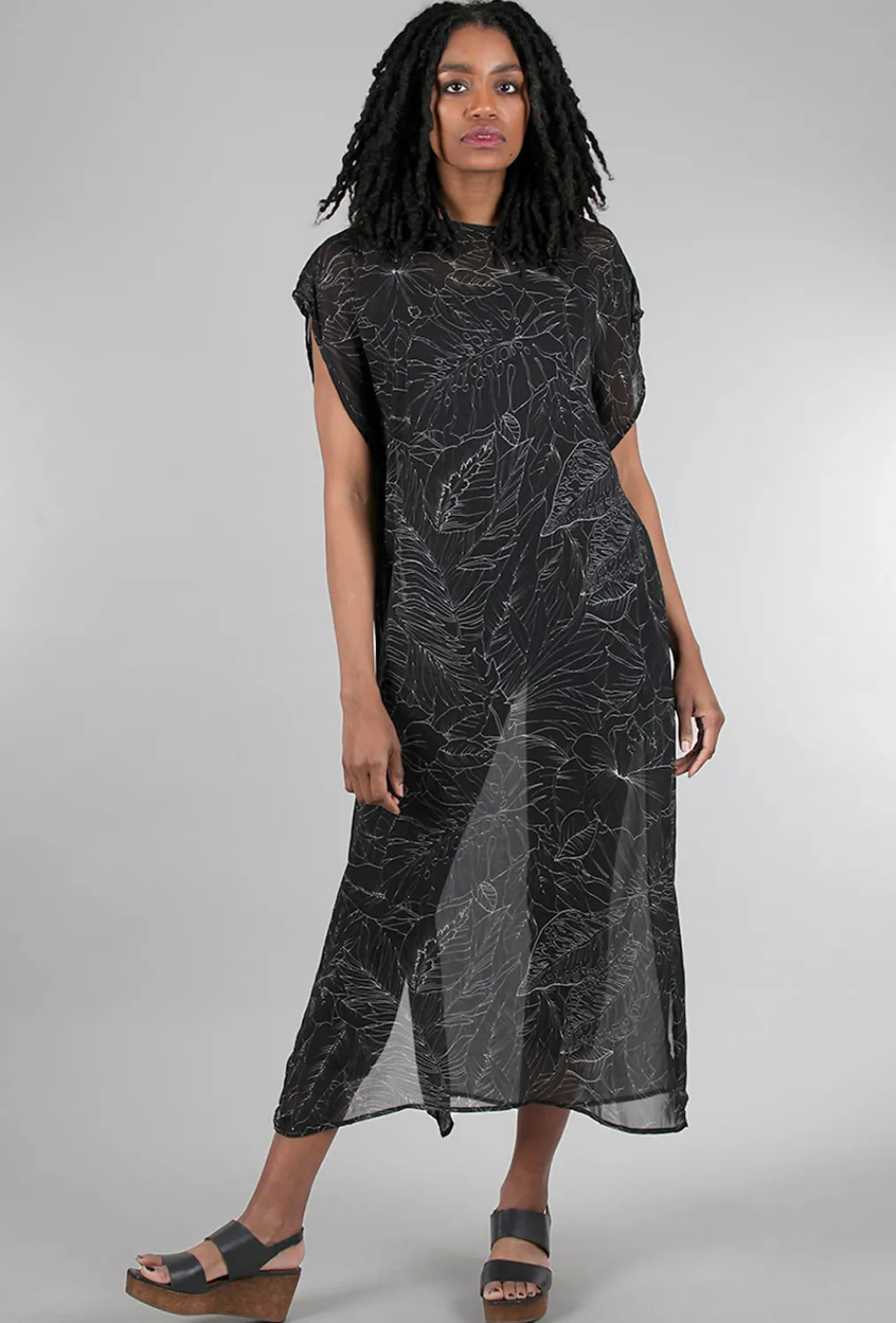 Flash Sale Evie Lou Pipio Long Poncho, Fiori Neri