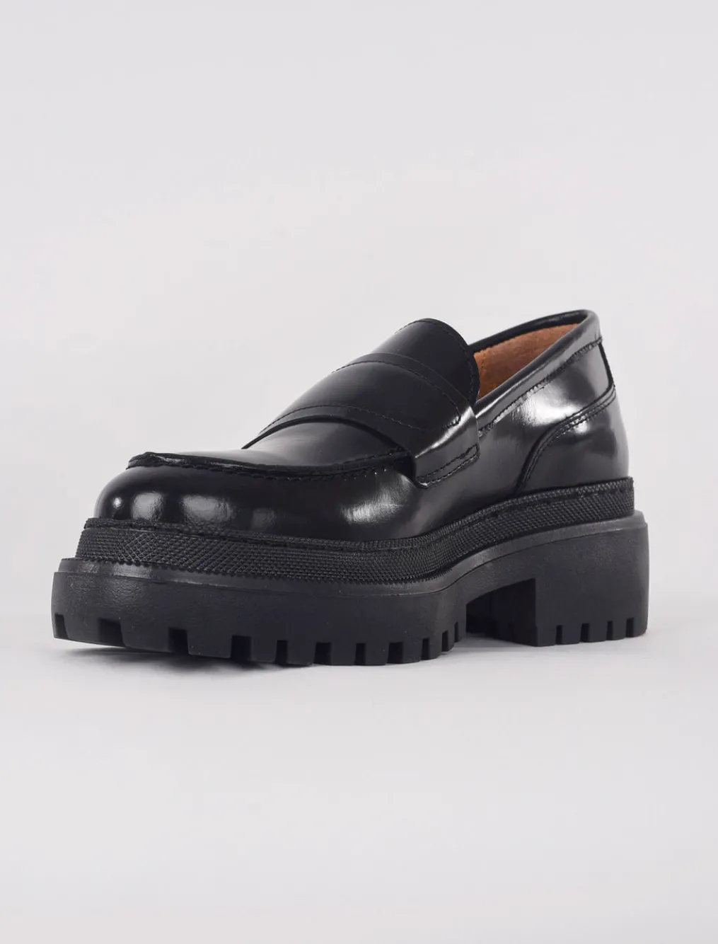 Best Evie Lou Polido High Shine Loafer, Black