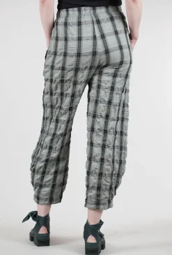 Shop Evie Lou Pucker Plaid Lantern Pant, Myrtle