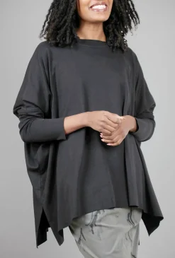 New Evie Lou Signature Crew Swing Tee, Black