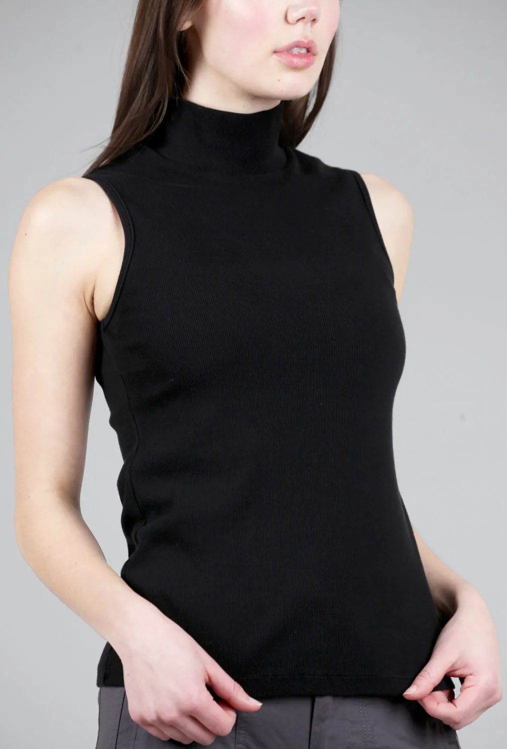 Flash Sale Evie Lou Sleeveless Mockneck, Black