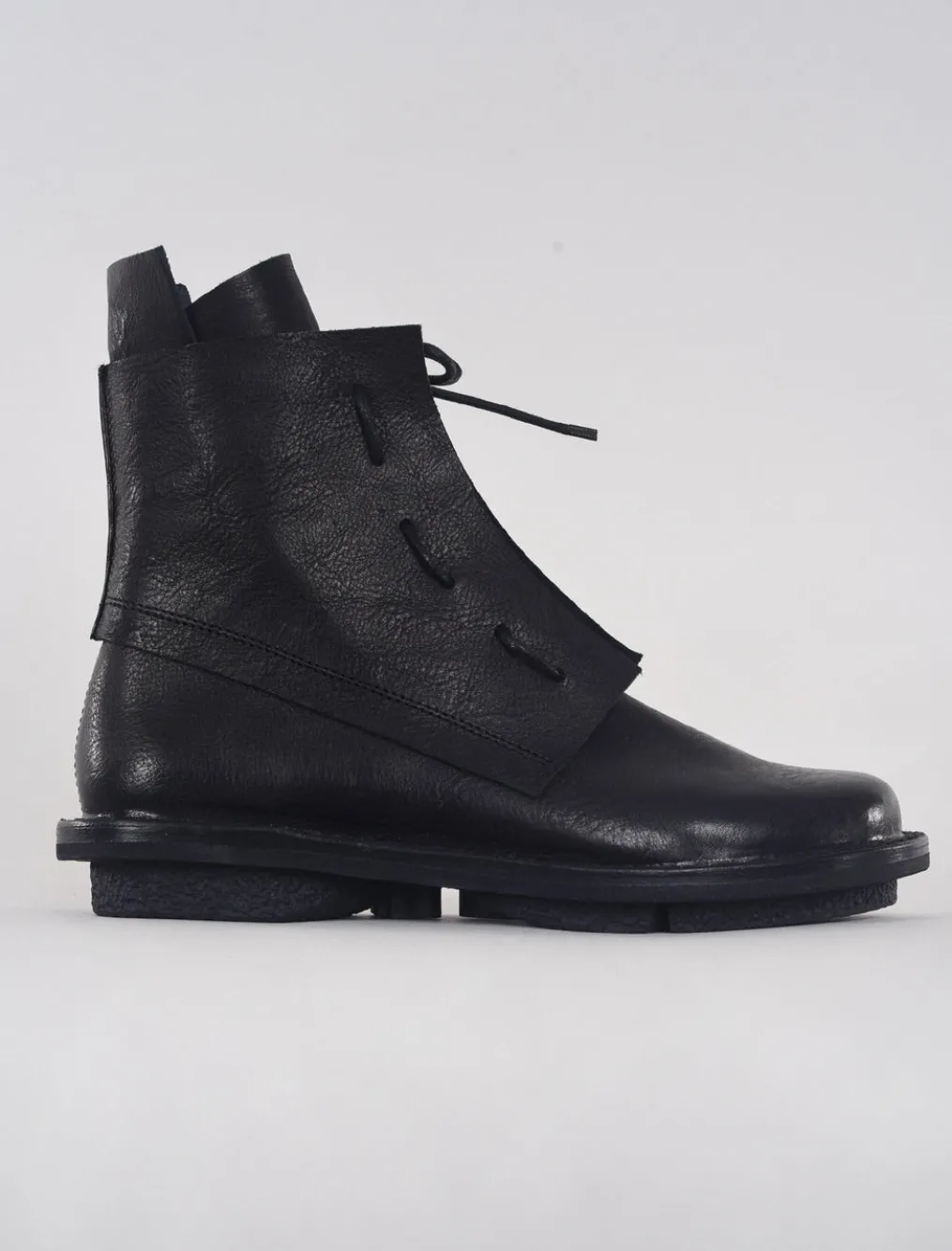 Outlet Evie Lou Solid Closed Boot, Black Waw