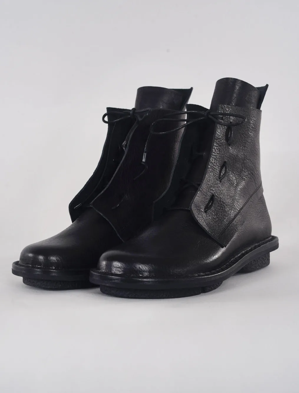 Outlet Evie Lou Solid Closed Boot, Black Waw