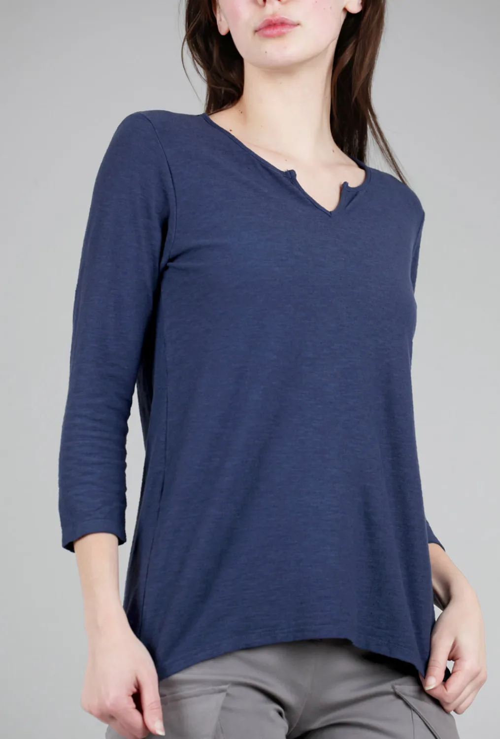 Cheap Evie Lou Split Neck Tee, Nightsky Navy