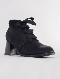 New Evie Lou Square Signora Shoe, Black