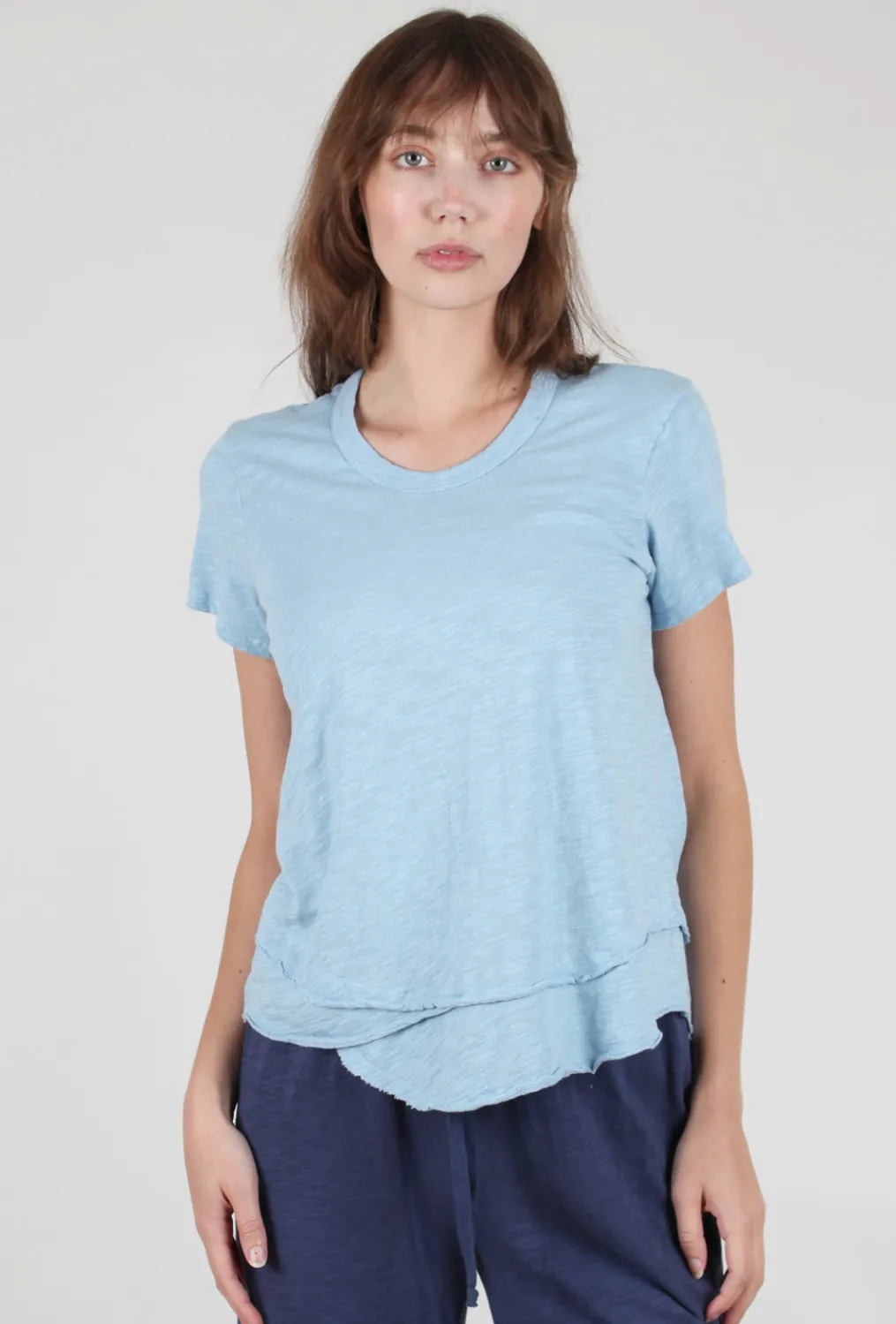 Outlet Evie Lou S/S Mock Layer Tee, Cloudy