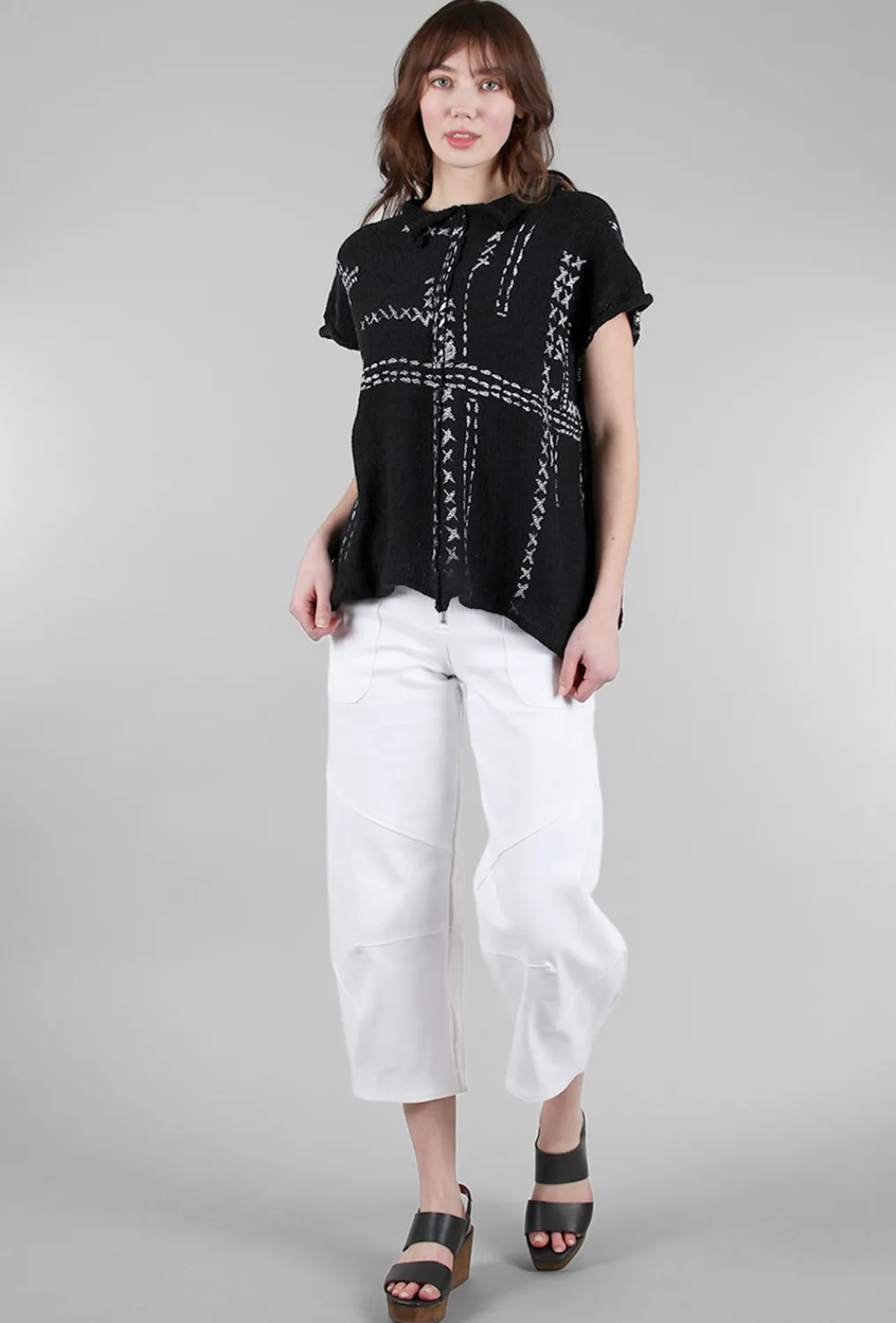 Best Evie Lou Stopper Cap Sleeve Pullover, Black/White