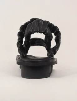 Discount Evie Lou Synchron Closed Sandal, Black Sat