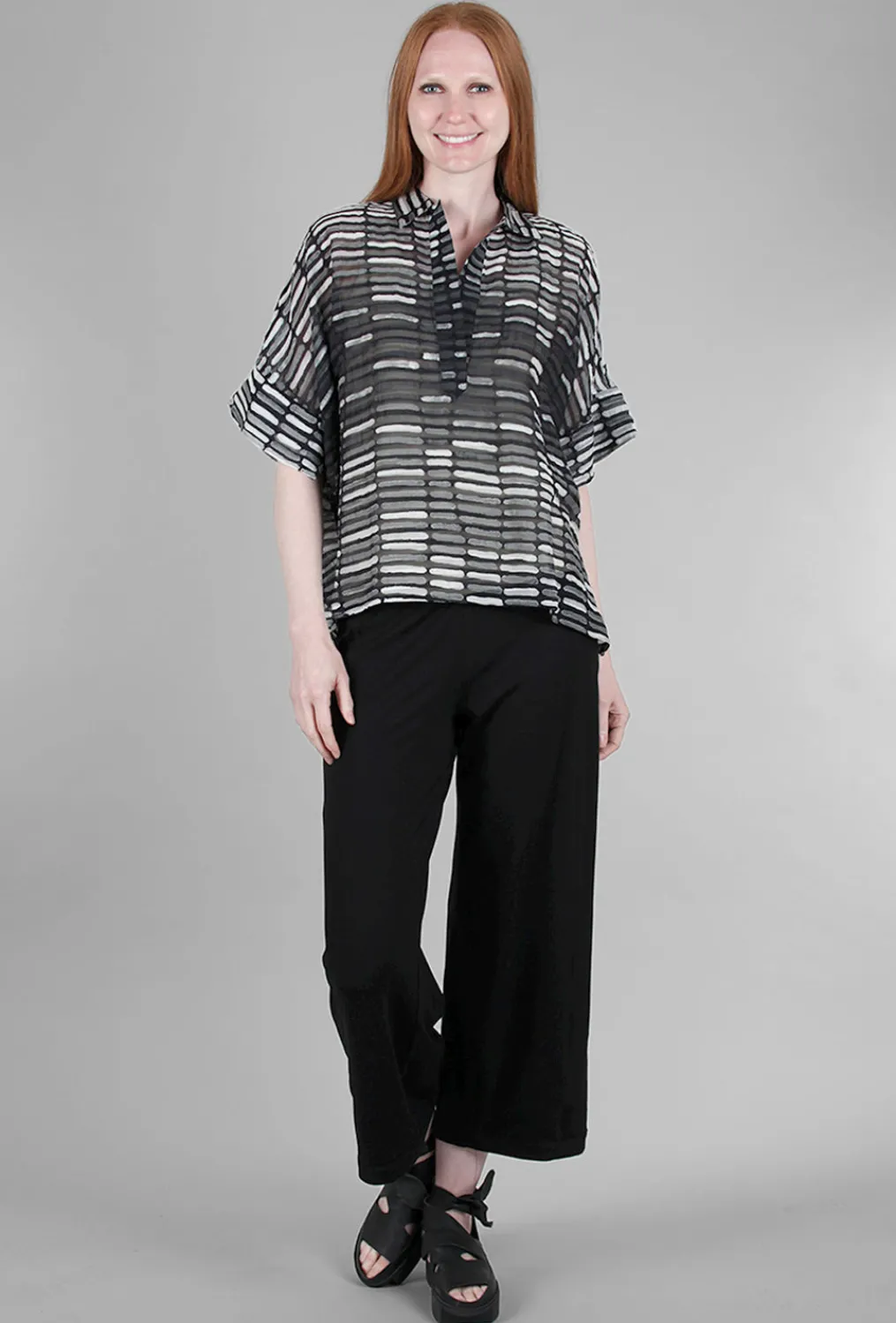 New Evie Lou Tonal Cells Top, Charcoal