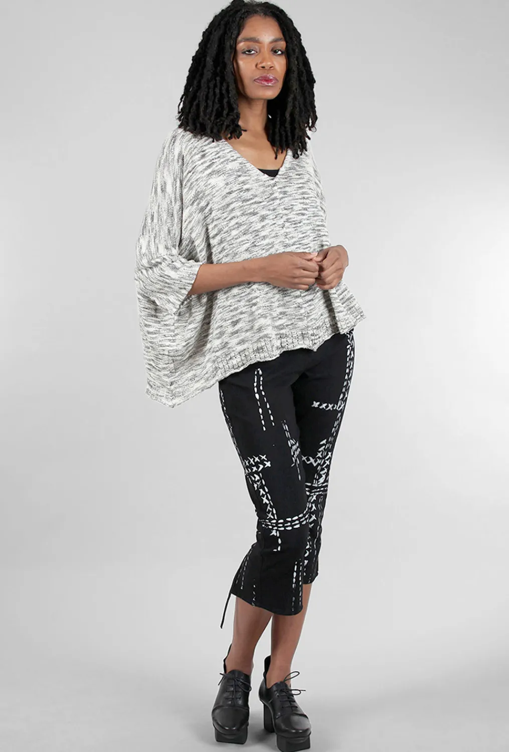Shop Evie Lou Von Pullover, Pebble