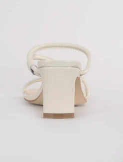 Fashion Evie Lou Willow Sandal, Cream